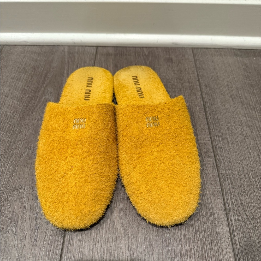 Miu Miu Yellow Suede slippers size 38.5